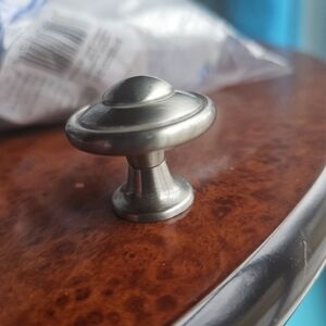 Sleek Silver Cabinet Knob